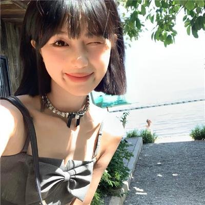 安妮封面